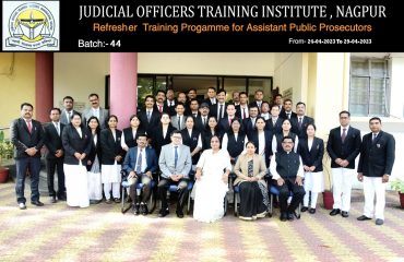 Group Photo of Participants in Training Batch no 44