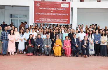 Group Photo with the Attendees for the programme