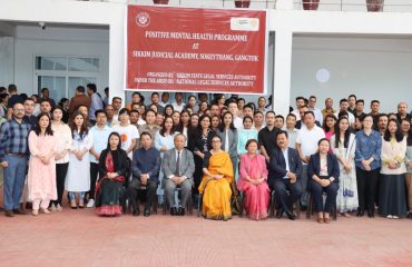 Group Photo with the Attendees for the programme