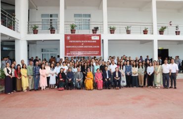 Group Photo with the Attendees for the programme