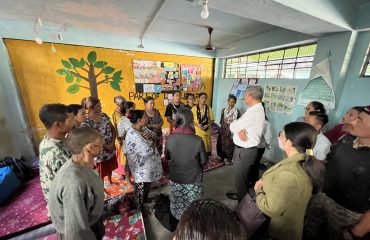 Visit to relief camps set up at Singtam