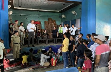 Visit to relief camps set up at Singtam