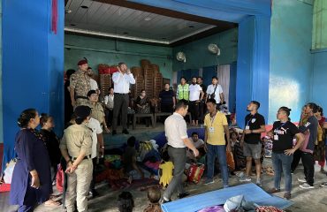 Visit to relief camps set up at Singtam