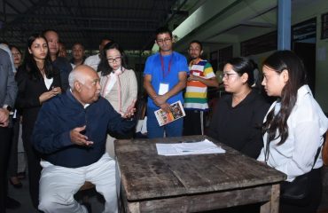 Visit to relief camps set up at Singtam