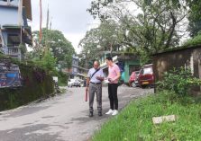Dissemination of pamphlets regarding information on Legal Services issued by the Sikkim SLSA and the NALSA Helpline Number by the DLSA Gangtok and Pakyong District;?>