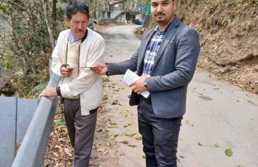 Dissemination of pamphlets regarding information on Legal Services issued by the Sikkim SLSA and the NALSA Helpline Number by the DLSA Gyalshing
