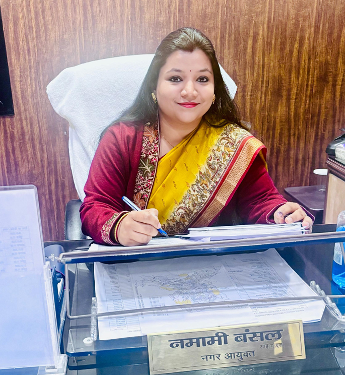 Smt. Namami Bansal (I.A.S)