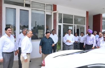 Providing Govt vehicles facility to District Attorneys by Sh. Rajeev Arora, IAS, ACS