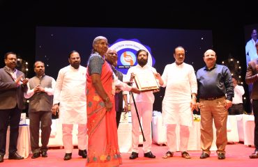 पुरस्कार सोहळा