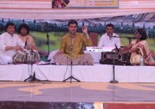 Shri Kashish Mittal singing at SKCM Choopal two;?>