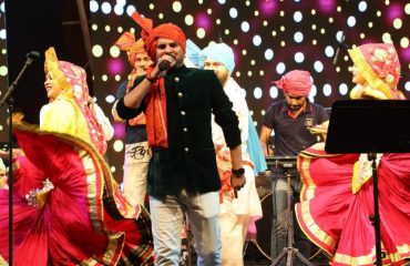 Shri Somvir Kathurwal Singing performance at SKCM