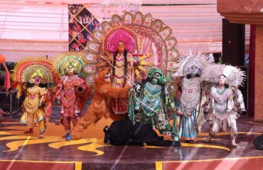 सूरजकुंड शिल्प मेला में बंगाल लोक रंगमंच आधारित प्रदर्शन
