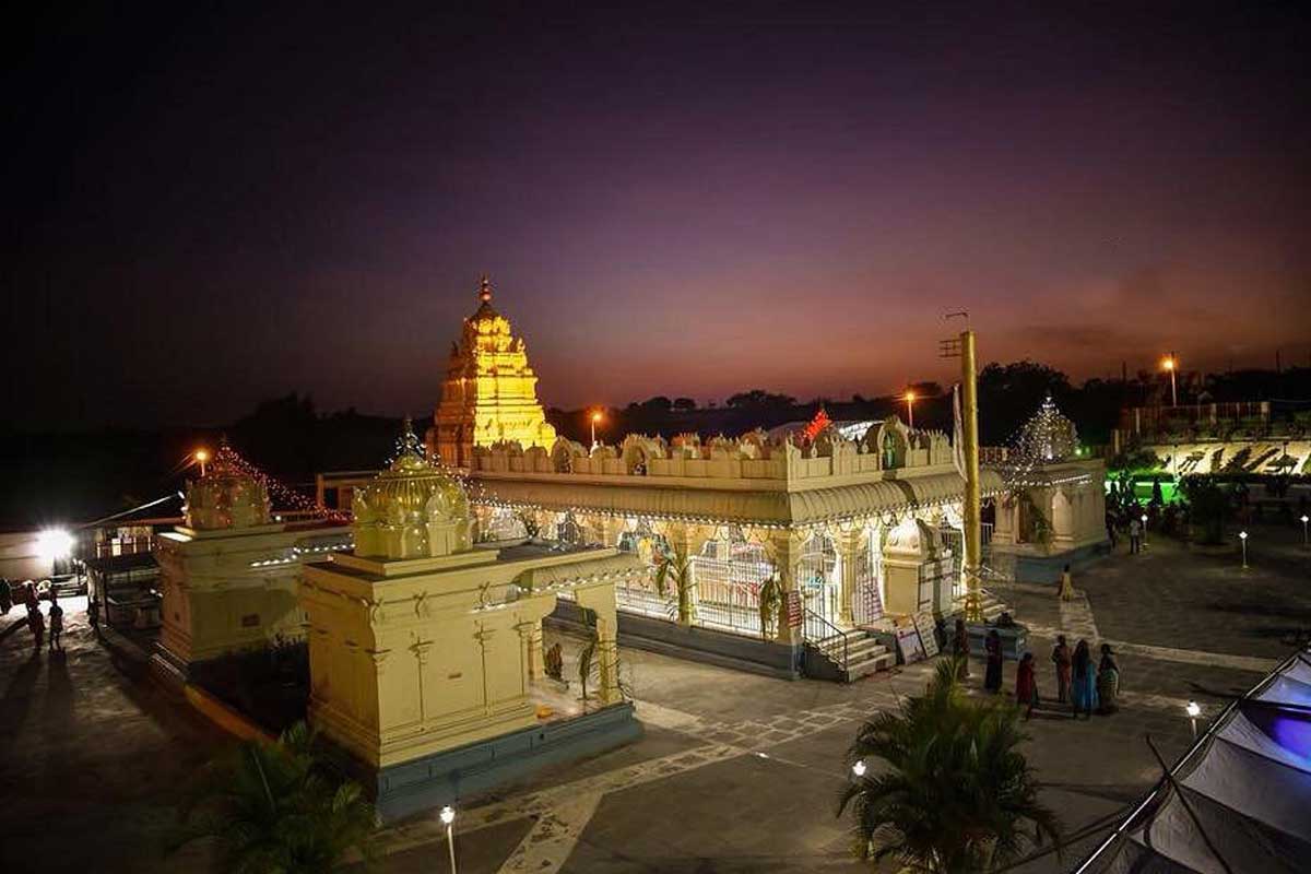 Shri Keshav Balaji Devasthan, Ausa