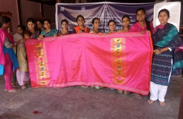 Ladies group visited manufactuing Paithani saree