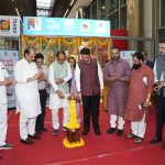 पुणे आंतरराष्ट्रीय विमानतळ येथे ‘उमेद सावित्री’ विक्री दालनाचे उद्घाटन करण्यात आले