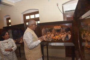 30.01.2025: Governor visits 'Mani Bhavan' the memorial of Mahatma Gandhi in South Mumbai