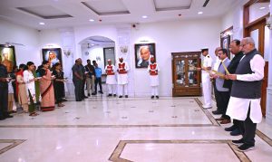 21.05.2025: Governor C P Radhakrishnan read out the Anti Terrorism Pledge to the staff and officers of Raj Bhavan on the occasion of Anti Terrorism Day at Raj Bhavan, Mumbai.Minister of Revenue Chandrashekhar Bawankule accompanied the Governor on the occasion. Secretary to the Governor Dr Prashant Narnaware, Deputy Secretary S Ramamoorthy, staff and officers of Raj Bhavan and state police read out the oath with the Governor.