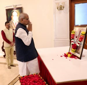 29.05.2025 : Governor pays tributes to Maharana Pratap on birth anniversary