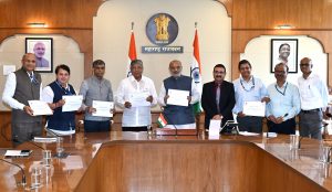 18.06.2025: Minister for Higher and Technical Education Chandrakant Patil meets Governor to discuss on various matters pertaining to higher education