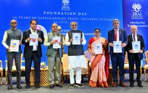 Governor presides over the 24th Foundation Day of the the Insurance Brokers Association of India
