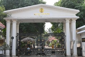 04.12.2025: As per the instructions of the Central Government, the name of Maharashtra Raj Bhavan has been changed to Lok Bhavan. In this regard, the name displayed on the main gate of Raj Bhavan was replaced on Wednesday night (3 Dec).
