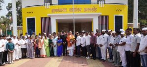 02.01.2026: राज्यपाल आचार्य देवव्रत यांची अवनखेड ग्रामपंचायतीला भेट