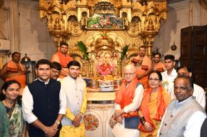 12.03.2026: राज्याचे नवनियुक्त राज्यपाल जिष्णु देव वर्मा यांनी पत्नी सुधा यांचेसह सिद्धिविनायक मंदिर येथे जाऊन सिद्धिविनायकाचे दर्शन घेतले.