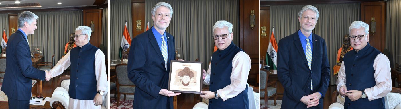 Consul General of the United States of America in Mumbai Yuriy R. Fedkiw meets Governor