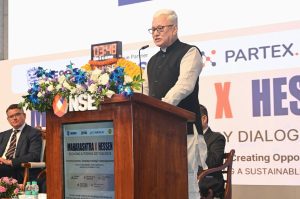 20.08.2026: महाराष्ट्राचे राज्यपाल जिष्णु देव वर्मा आणि जर्मनीच्या हॅसेन राज्याचे मुख्यमंत्री बोरिस राईन यांनी महाराष्ट्र तसेच जर्मनीतील आर्थिकदृष्ट्या आघाडीचे राज्य असलेल्या हॅसेन या राज्यांमध्ये आर्थिक सहकार्य वाढविण्याच्या दृष्टीने आयोजित केलेल्या महाराष्ट्र–हॅसेन आर्थिक व तंत्रज्ञान चर्चासत्राला संबोधित केले. 
चर्चासत्राचे आयोजन औषध शोध, औषधी निर्माण आणि औषध-संपत्ती व्यवस्थापनाच्या क्षेत्रात डिजिटल फार्मा व कृत्रिम बुद्धिमत्ता (AI) तंत्रज्ञानाच्या माध्यमातून कार्यरत असलेल्या पार्टेक्स एआय या संस्थेच्या वतीने करण्यात आले. यावेळी पार्टेक्स एआयचे संस्थापक व मुख्य कार्यकारी अधिकारी डॉ. गुंजन भारद्वाज, नॅशनल स्टॉक एक्स्चेंजचे व्यवस्थापकीय संचालक आशिष कुमार चौहान, पार्टेक्स एआयचे सहसंस्थापक गौरव त्रिपाठी, पार्टेक्स एआयचे सल्लागार डॉ. संकेत खरपुडे, राज्यपालांचे सचिव डॉ. प्रशांत नरनवरे यांच्यासह भारत व जर्मनीतील उद्योग व व्यवसाय क्षेत्रातील प्रमुख, उद्योजक आणि गुंतवणूकदार उपस्थित होते.
