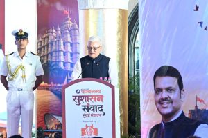 30.09.2026:  महाराष्ट्राचे राज्यपाल जिष्णु देव वर्मा यांनी आज साप्ताहिक 'पांचजन्य'तर्फे आयोजित ‘पांचजन्य संवाद - सुशासन : मुंबई संकल्प’ या विषयावरील चर्चासत्राला संबोधित केले. या सत्राला भारत प्रकाशनचे व्यवस्थापकीय संचालक अरुण कुमार गोयल, पांचजन्यचे संपादक हितेश शंकर तसेच इतर निमंत्रित उपस्थित होते.