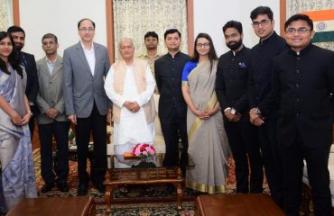 Seven probationary IAS officers of 2018 batch met Governor Bhagat Singh Koshyari at Raj Bhavan, Mumbai. It was a courtesy call