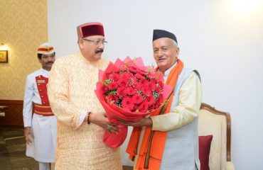 Minister of Tourism, Uttarakhand, Satpal Maharaj called on the Governor of Maharashtra Bhagat Singh Koshyari at Raj Bhavan in Mumbai