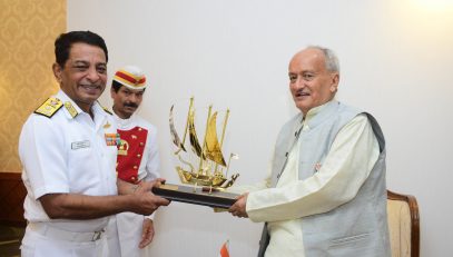 Flag Officer Commanding in Chief of the Western Naval Command Vice Admiral Ajit Kumar P called on Governor Bhagat Singh Koshyari at Raj Bahvan, Mumbai