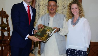 Mr. Damian Irzyk, Consul General of the Republic of Poland in Mumbai called on Governor Bhagat Singh Koshyari at Raj Bhavan, Mumbai