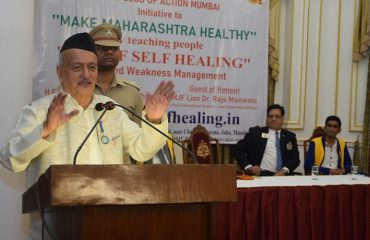 Governor Bhagat Singh Koshyari inaugurated a workshop on the Art of Self-Healing at Raj Bhavan, Mumbai. President of Vishwa Sindhi Seva Sangam Dr. Raju Manwani and the staff and officers of Raj Bhavan were present