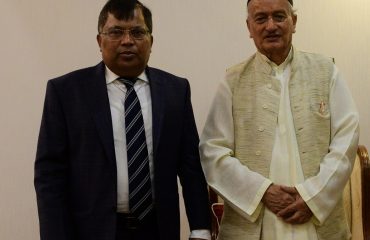 बांग्लादेशाचे मुंबईतील उच्चायुक्त लुत्फोर रेहमान यांनी राज्यपाल भगत सिंह कोश्यारी यांची राजभवन मुंबई येथे सदिच्छा भेट घेतली