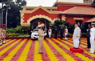 Governor Bhagat Singh Koshyari arrived in Nagpur on a 5-day tour of Vidarbha. The Governor was given a guard of honour on his arrival at Raj Bhavan Nagpur