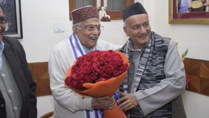 Governor met former Union Minister Dr Murli Manohar Joshi