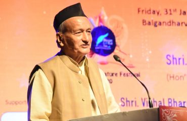 Governor Bhagat Singh Koshyari inaugurated a 3 – day ‘Deccan Literature Festival’ hosted by the Dakani Adab Foundation at Balgandharva Rang Mandir in Pune. Former Union Minister of State Dr Satyapal Singh, Collector Naval Kishore Ram, Sugar Commissioner Saurabh Rao, filmmaker Vishal Bharadwaj, Deputy Collector Monika Singh and others were present. 'Sahar Ke Khawab 'a Hindi poetry book written by Monika Singh was released