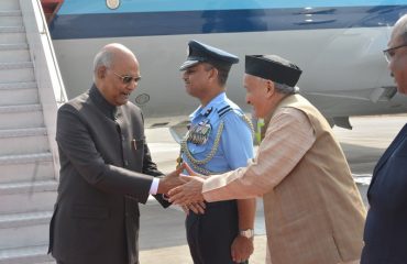 Governor Bhagat Singh Koshyari welcomed President of India Ram Nath Kovind at the IAF Station, Lohegaon in Pune