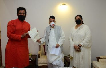 14.05.2020 : MP Ravi Kishan meets Maha Governor