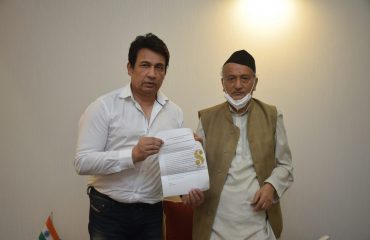 Film Star Shekhar Suman meets Governor