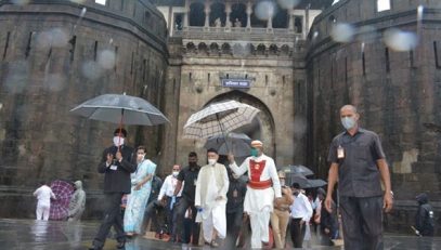 Governor visited the historic Shaniwar Wada