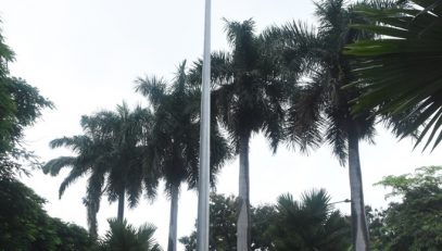 15.08.2020 : Governor unfurled the National Flag on the occasion of Independence Day in Pune