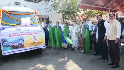 Governor flagged off a Mobile Medical Van presented by the GIC Reinsurance to R K HIV AIDS Research and Care Centre