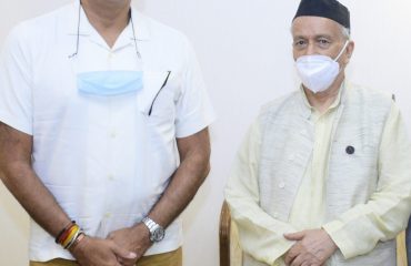31.03.2021 : रवी शास्त्री यांनी घेतली राज्यपालांची सदिच्छा भेट