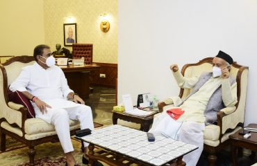 10.05.2021: खासदार प्रफुल पटेल यांनी  राज्यपाल भगतसिंह कोश्यारी यांची राजभवन येथे सदिच्छा भेट घेतली.