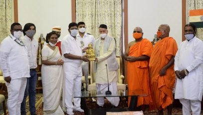 Governor pays tribute to Bhagwan Buddha on Buddha Pournima