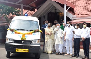 31.05.2021 : राज्यपालांच्या हस्ते करोना रुग्णवाहिकेचे लोकार्पण संपन्न