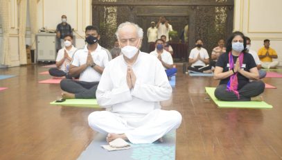 21.06.2021 : Governor Koshyari joins Yoga Session on International Day of Yoga